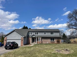 36 Circle Dr, Carmel, IN