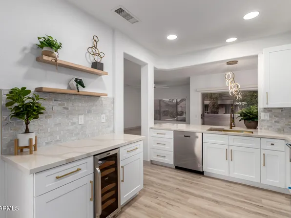 20301 N QUEEN PALM Lane, Surprise, AZ 85374