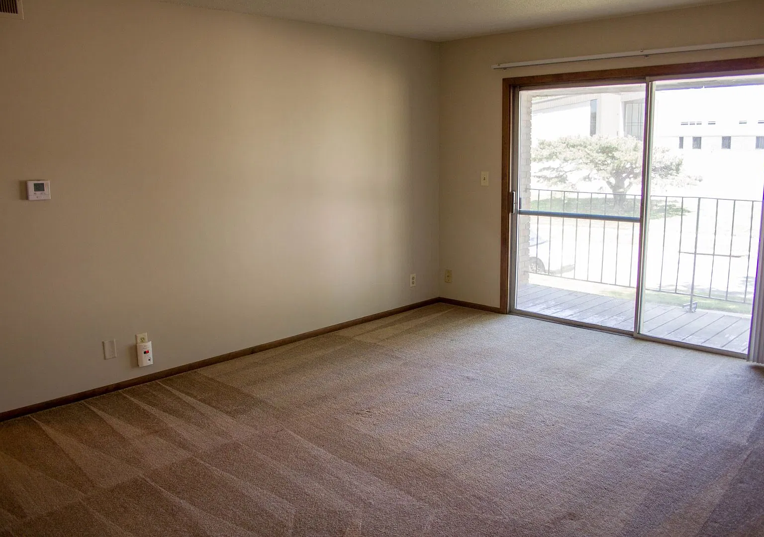 Canterbury-8 Apts. — Photo 2