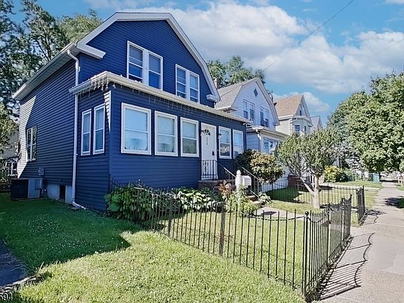 2nd image of 229 E 1St St