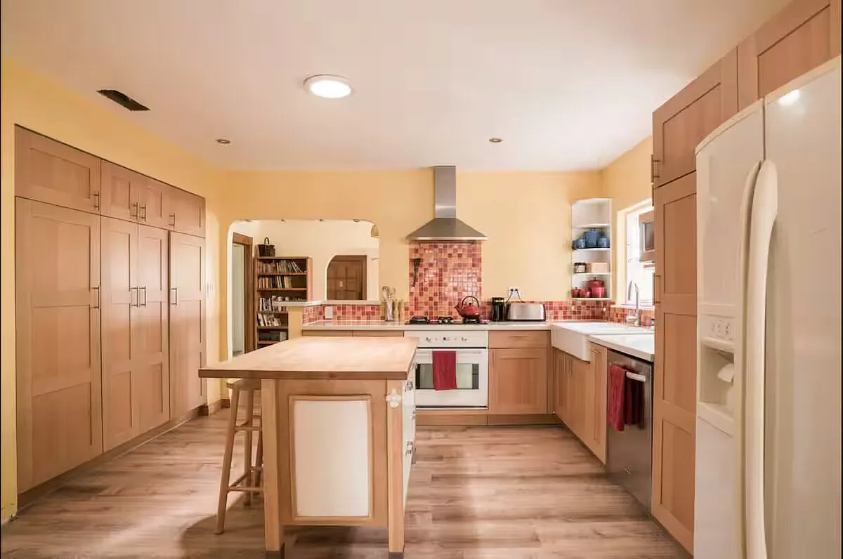 1 bed, 1800 sqft, $1,800 — Photo 3