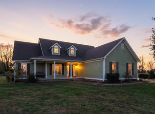 390 Sunday Silence Ct, Bowling Green, KY 42101