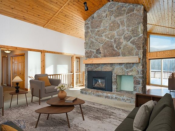 3rd image of 61 Forest Creek Dr