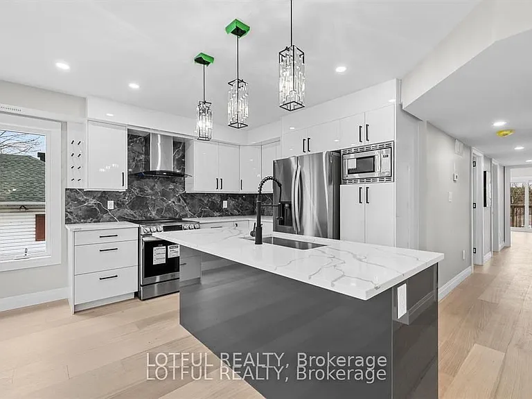 461 Tweedsmuir Ave #B — Photo 9