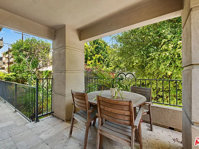 1830 Pelham Ave #101 — Photo 9