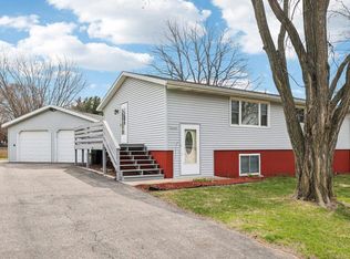 N2690 Tonja Dr, Lodi, WI 53555