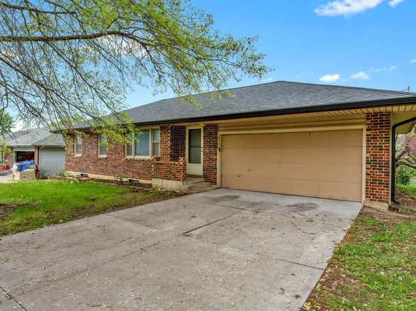 2140 SE 36th St, Topeka, KS 66605