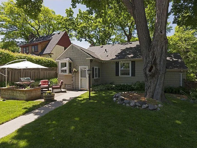 2747 Toledo Ave S — Photo 21