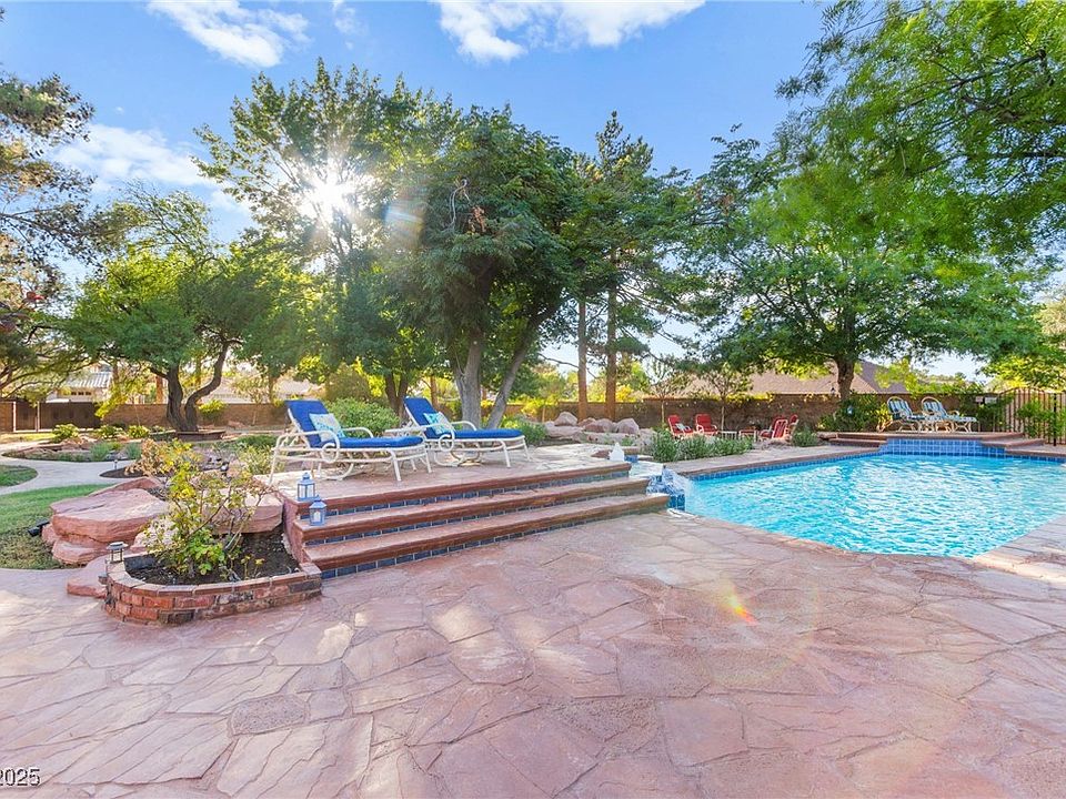 1st image of 3841 Hildebrand Ln