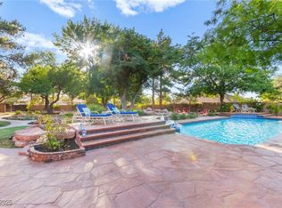 3841 Hildebrand Ln, Las Vegas, NV 89121