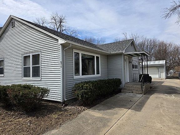 5th image of 508 2nd St