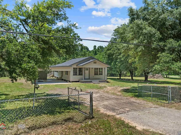 442 Fm 2428, Joaquin, TX 75954