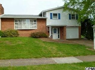 403 Bristol Dr, Harrisburg, PA 17109