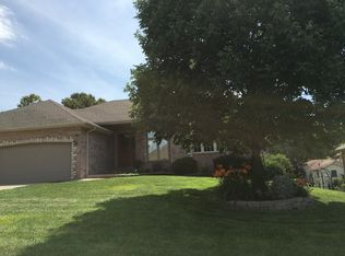 5118 S Burrows Ave, Springfield, MO 65810