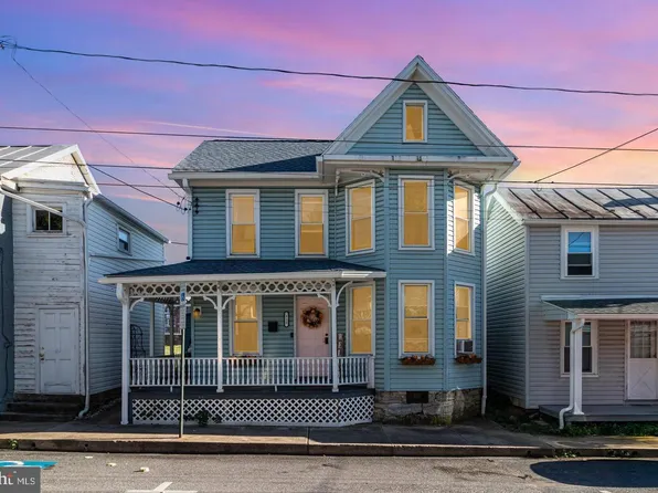 112 E Burd St, Shippensburg, PA 17257