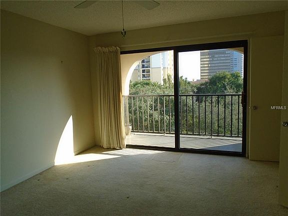 3rd image of 105 4th Ave NE Unit 529