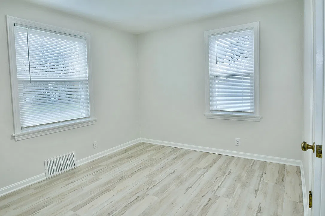 3 bed, 912 sqft, $1,500 — Photo 4