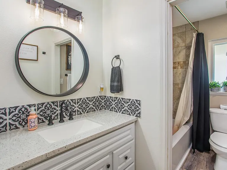 824 Hibiscus Dr — Photo 15