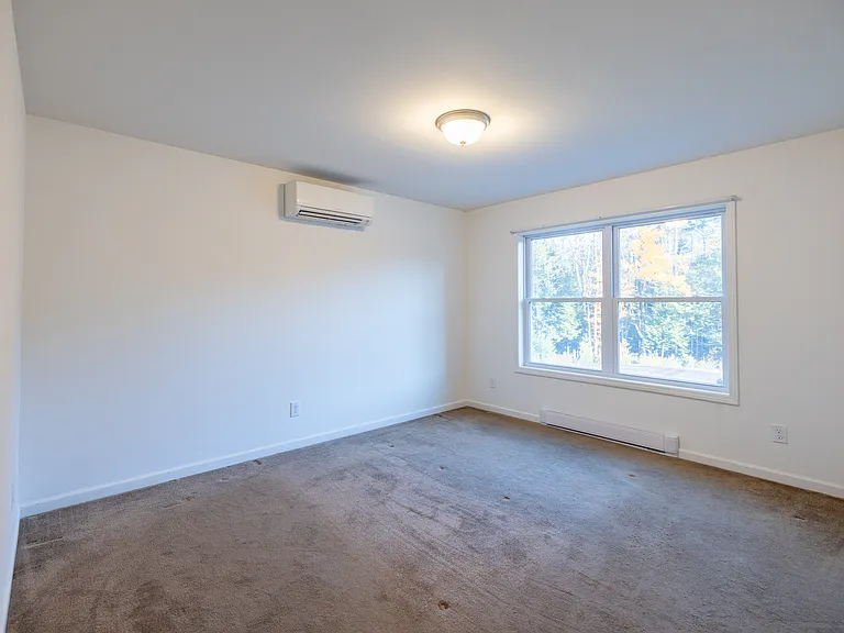 95 Portland Way #2 — Photo 10