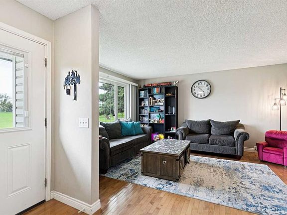 2nd image of 4387 S Dovercrest Dr SE