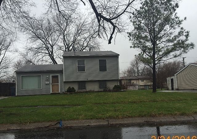 1st image of 21630 Olivia Ave