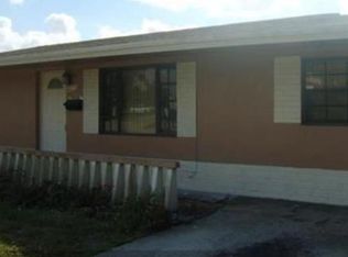 4520 NW 26th St, Lauderhill, FL 33313