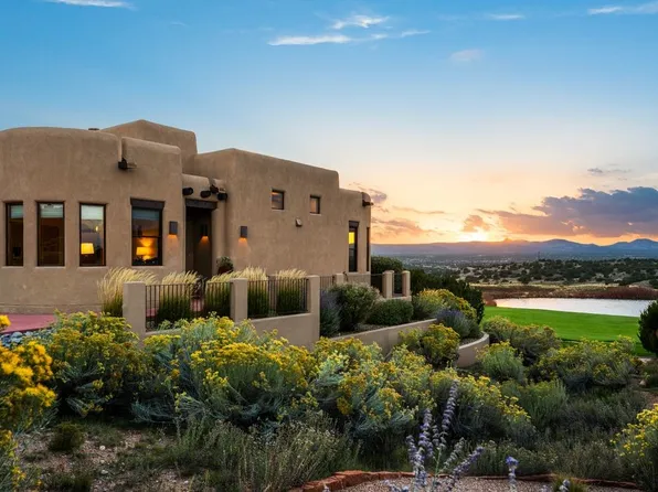 32 Camino De Colores, Santa Fe, NM 87506