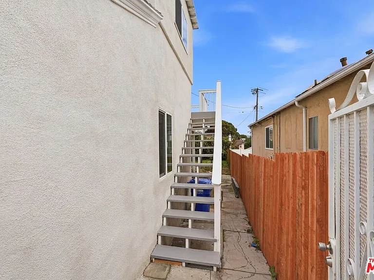 5452 Harcross Dr — Photo 60