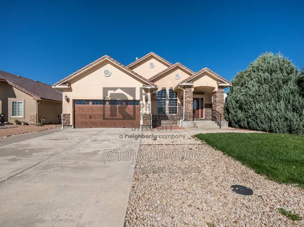 5601 Mark Twain Ln, Pueblo, CO 81008