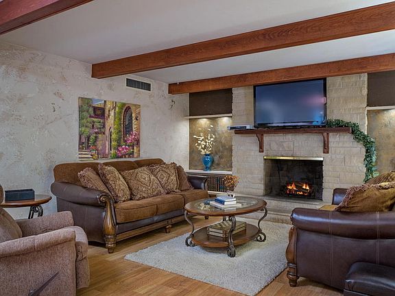 4th image of 3452 N Camino Esplanade