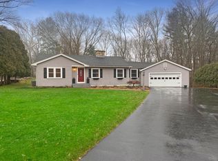 19 Sawin St, Sherborn, MA 01770