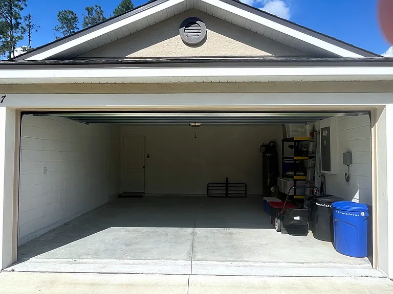 37 Rickenbacker Dr — Photo 26