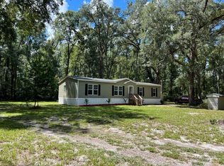 1135 NE 173rd Ave, Old Town, FL 32680