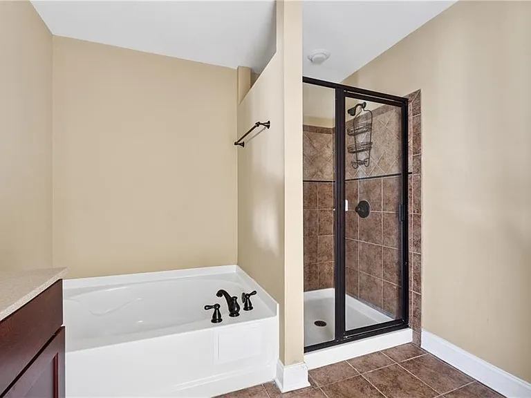 6153 Indian Wood Cir SE — Photo 26