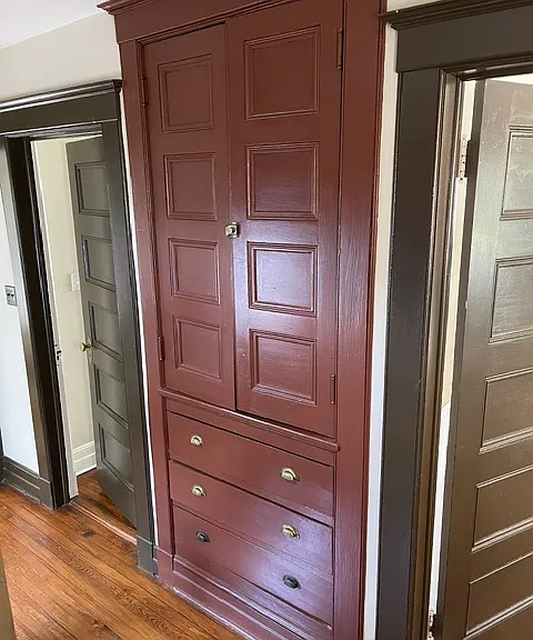 42 Gates Ave — Photo 5