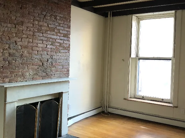 2037 Walnut St, Philadelphia, PA
