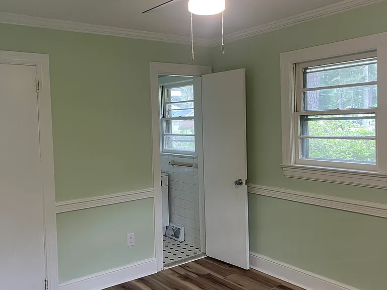 321 N Glendale Dr — Photo 7