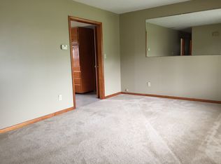 1902 E State Rd, Port Clinton, OH 43452