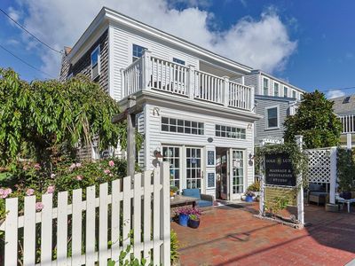 140 Commercial Street, Provincetown, MA, 02657
