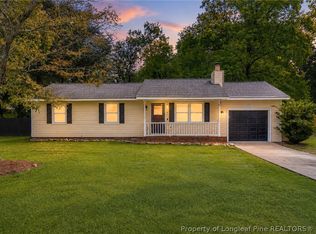 945 Kennesaw Dr, Fayetteville, NC 28314