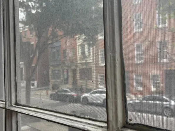 1010 Spruce St APT 1F, Philadelphia, PA 19107