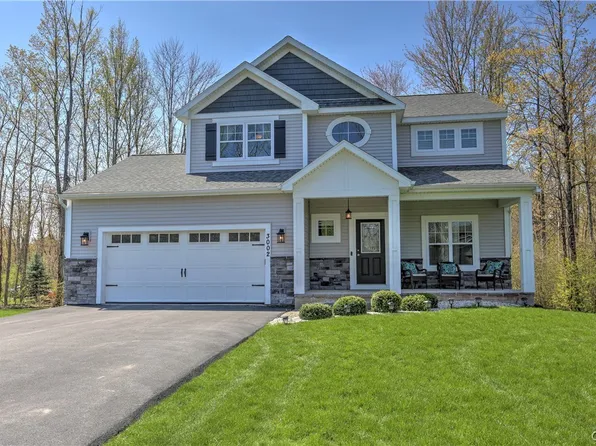 3002 Verona Ct, Baldwinsville, NY 13027