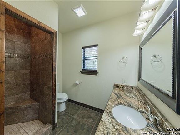 5th image of 1503 Meadow Gln