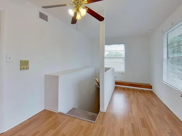 3105 Selfridge Dr — Photo 13