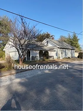 216 Iowa Street - 1 — Photo 1