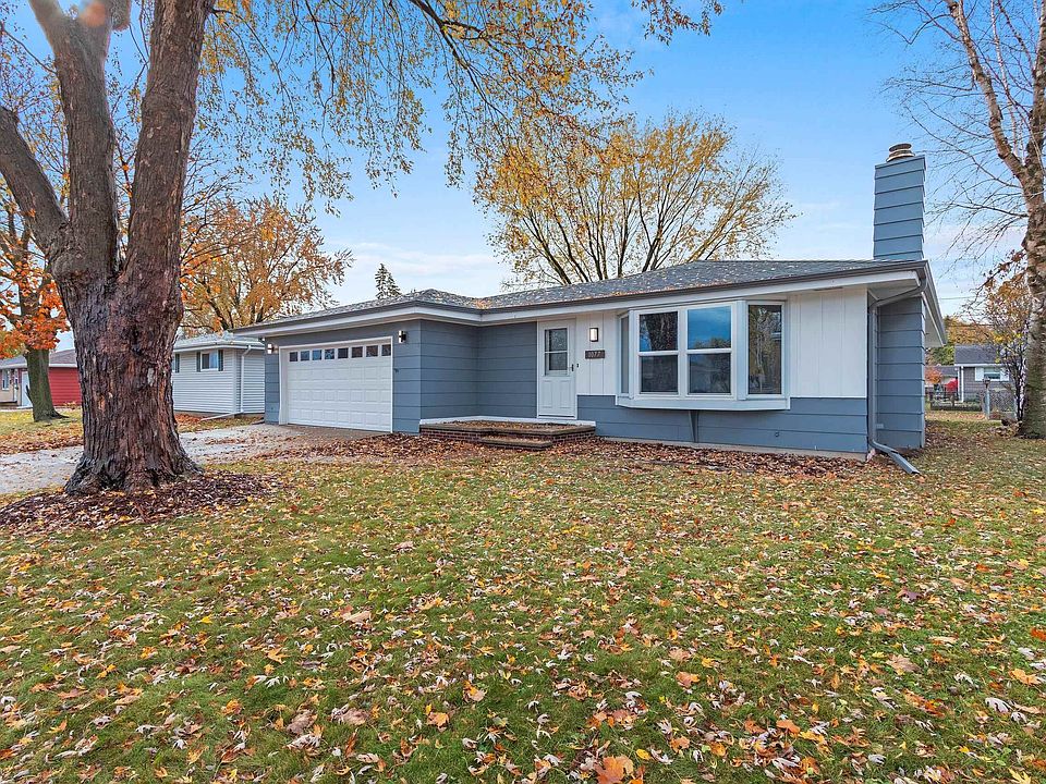 1st image of 1077 Meadow Ln