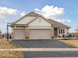 909 Firethorne Trl, Jordan, MN 55352