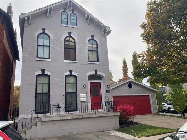 62 Tracy St, Buffalo, NY 14201