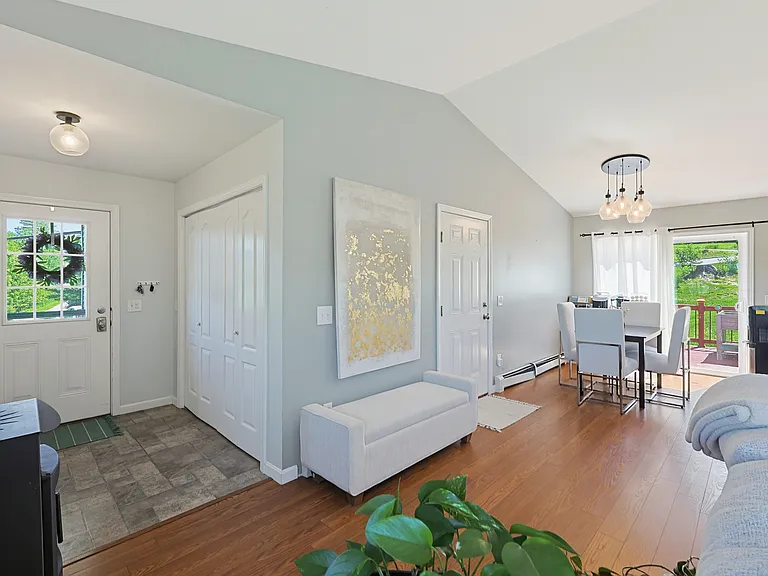 72 Frost Hill Ave — Photo 27