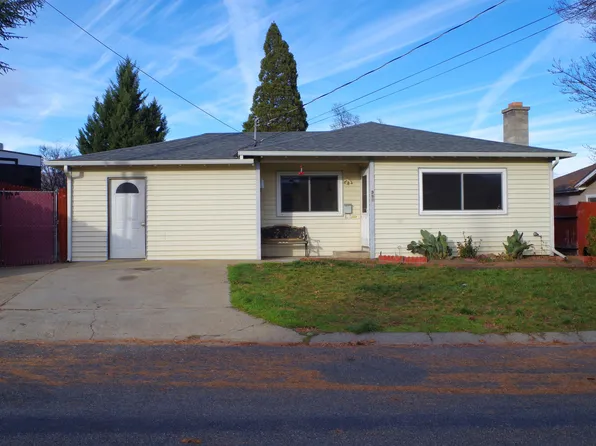318 Florentine St, Yreka, CA 96097